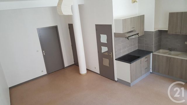 appartement à louer - 2 pièces - 45.0 m2 - LONS LE SAUNIER - 39 - FRANCHE-COMTE - Century 21 L'Immobilier Des Thermes