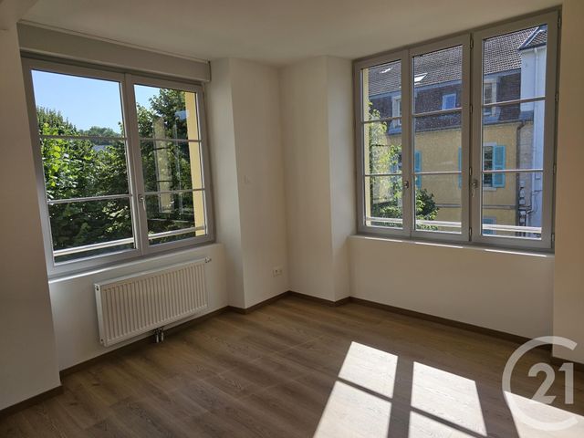 Appartement T5 à vendre - 5 pièces - 131.84 m2 - LONS LE SAUNIER - 39 - FRANCHE-COMTE - Century 21 L'Immobilier Des Thermes